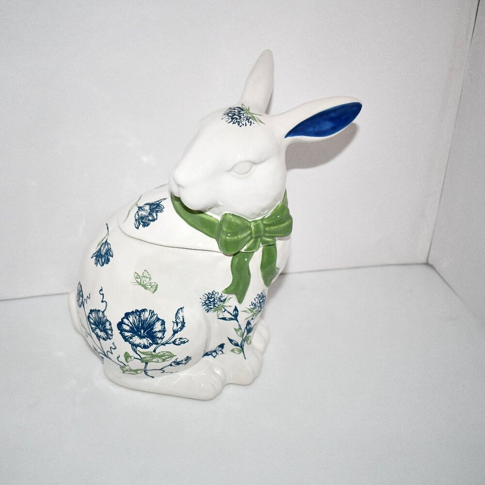 Southern Living Blue Floral Bunny Cookie Jar #ES25BUN004 NWT
